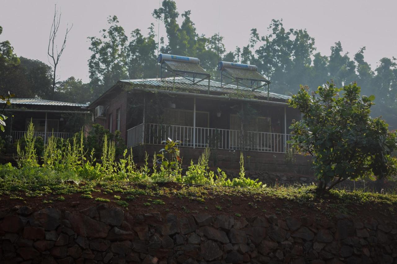 Jungle Valley Agriculture Resort Mahabaleshwar Exterior photo